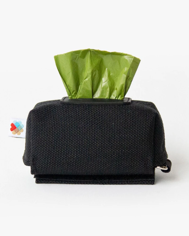 WILDEBEEST Funston Poo-Bag Dispenser In Black