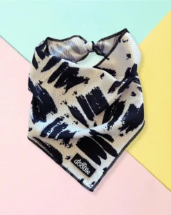 DOODLE PET DESIGN Cooling Dog Bandana In Berne