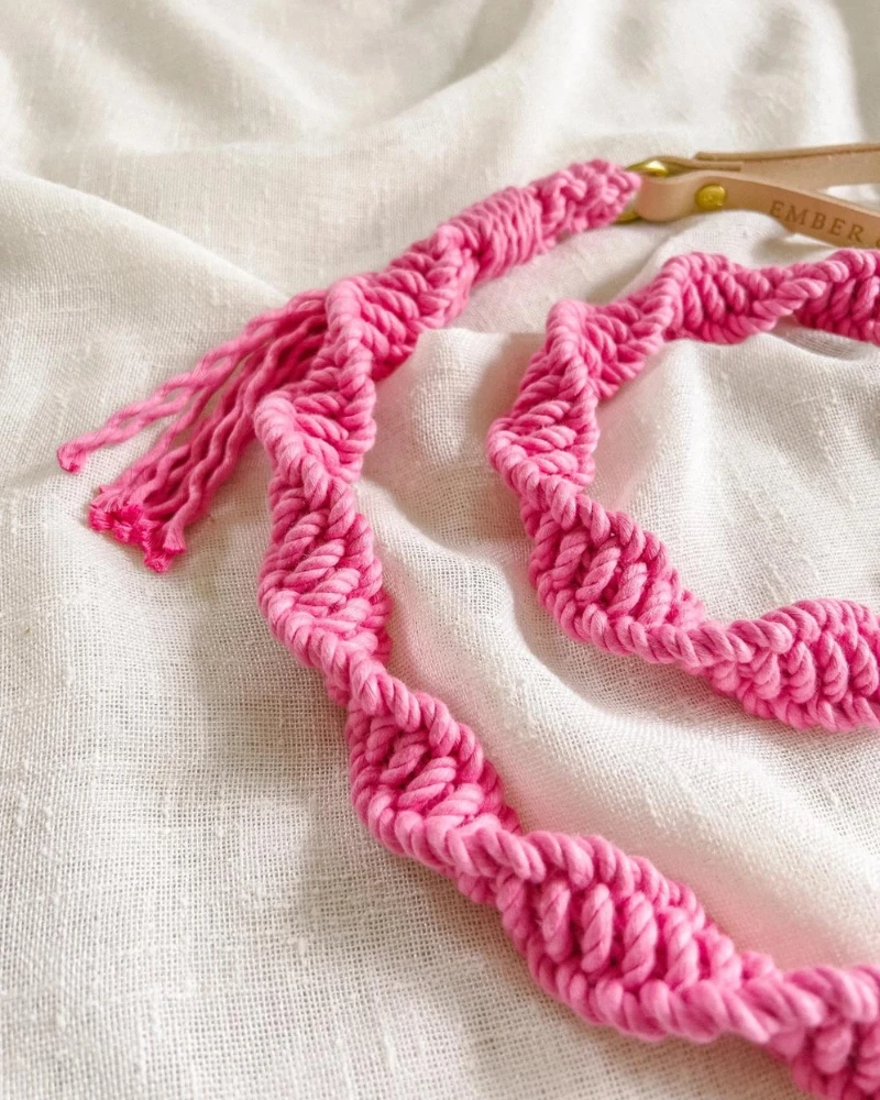 EMBER & IVORY Macrame And Leather Dog Leash In Hot Pink (Made In The USA) - Image 4
