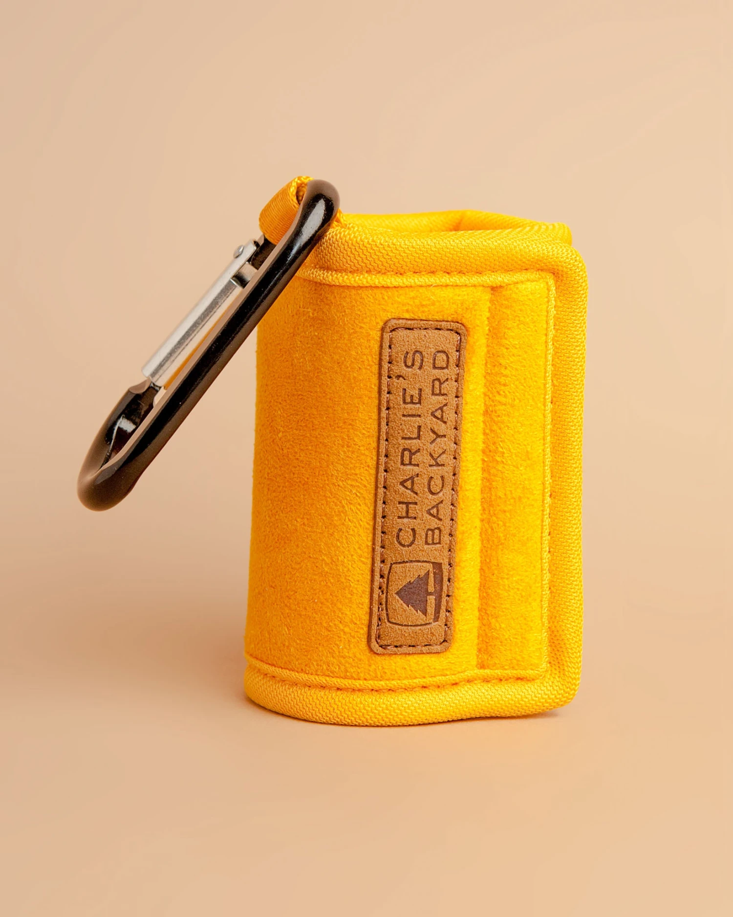 CHARLIE'S BACKYARD Easy Poo Bag Pouch In Yellow