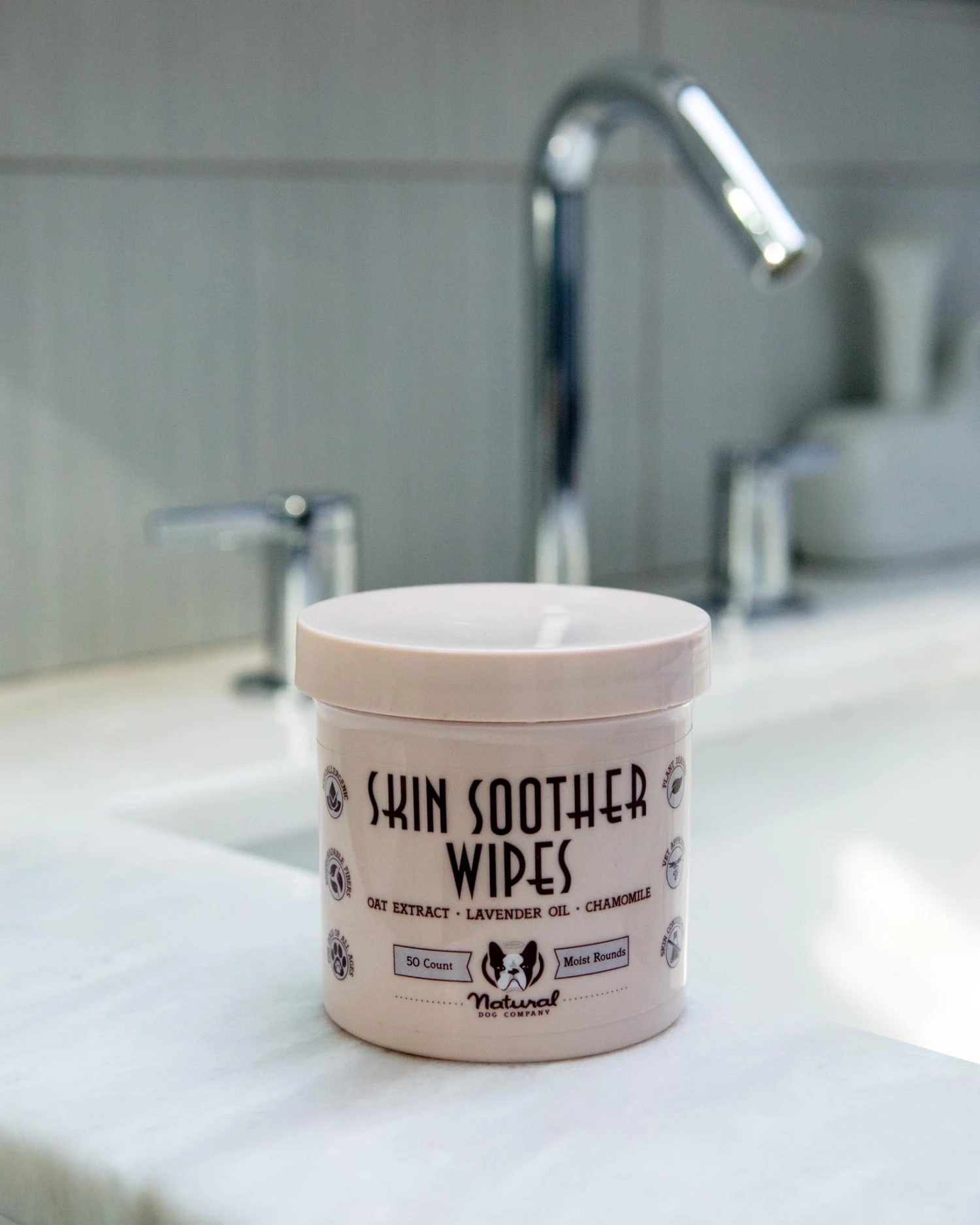 NATURAL DOG COMPANY Skin Soother Dog Wipes