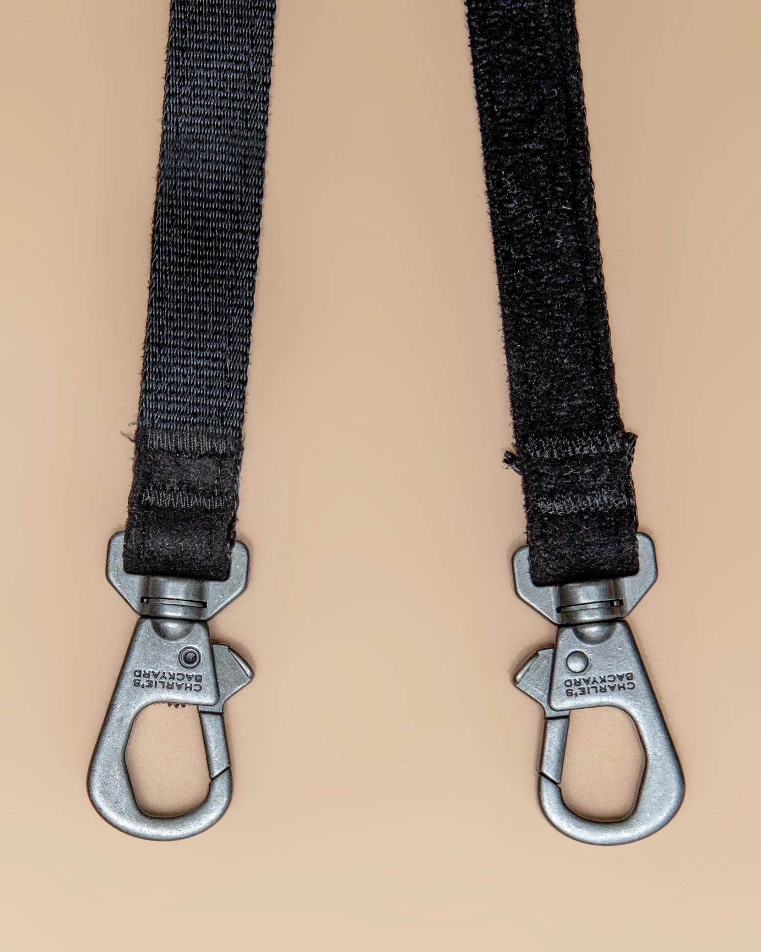 CHARLIE'S BACKYARD Easy Coupler Dog Leash Splitter - Image 2