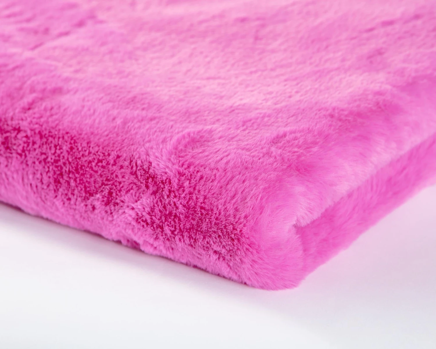 APPARIS Faux Fur Brady Dog Blanket - Image 9