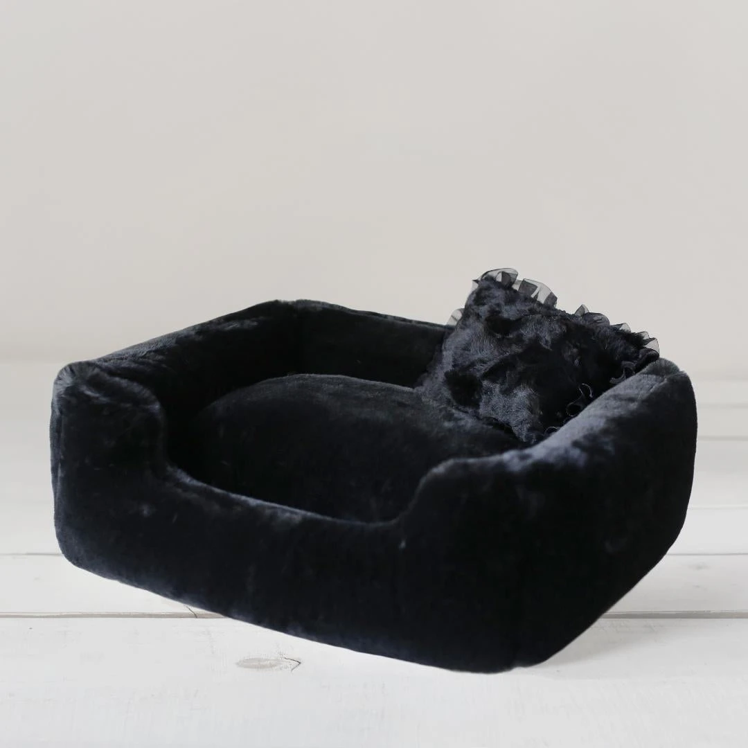 HELLO DOGGIE The Divine Dog Bed In Black (Custom/Direct-Ship) (Made In The USA)